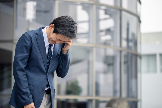 【悲報】給料差し押さえ…会社への影響は？